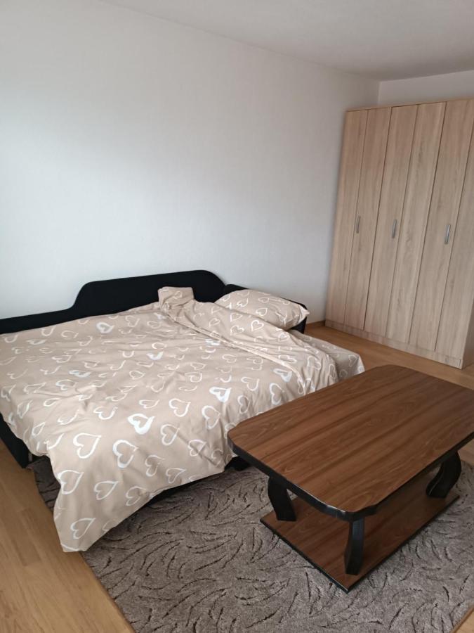 2Bdr Apt With Balcony With View- Free Parking Hotel Sarajevo Eksteriør billede
